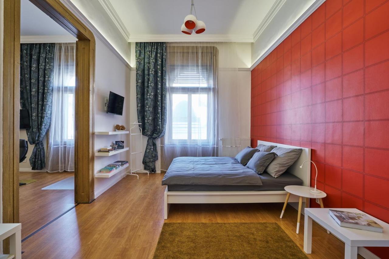 Nanirol Apartment At Gellert Bath Budapesta Exterior foto