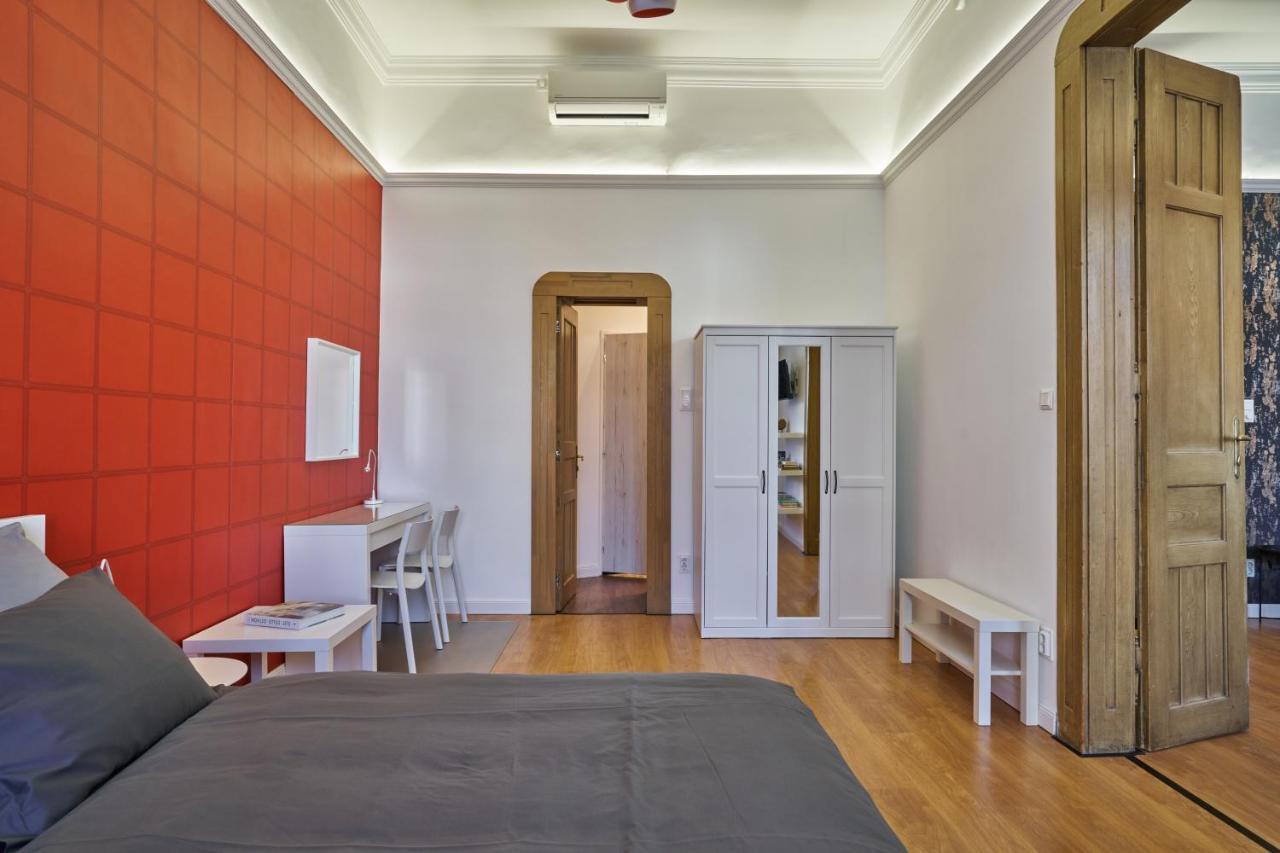 Nanirol Apartment At Gellert Bath Budapesta Exterior foto