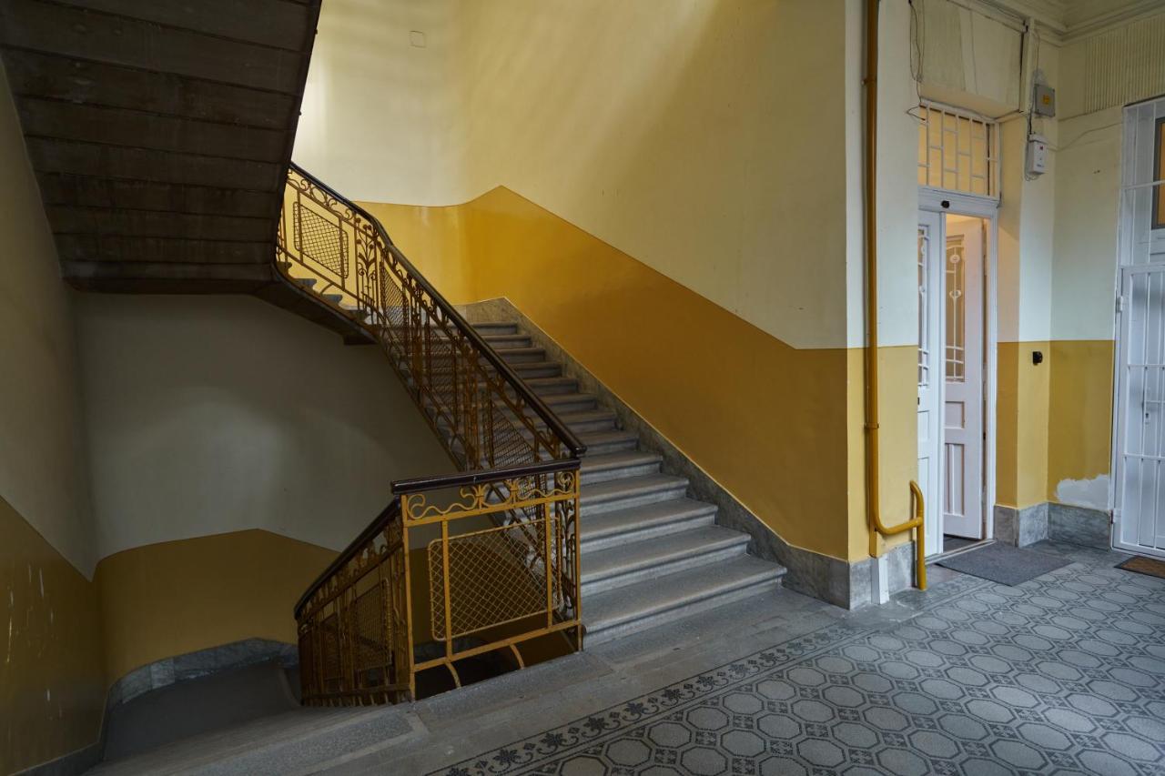 Nanirol Apartment At Gellert Bath Budapesta Exterior foto